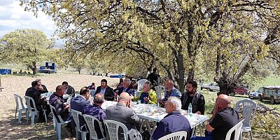 Kaymakamımız Haluk ŞİMŞEK, Kumdanlı Köyünde Düzenlenen Hıdırellez Şenliği ve Yağmur Duası Programına Katıldı